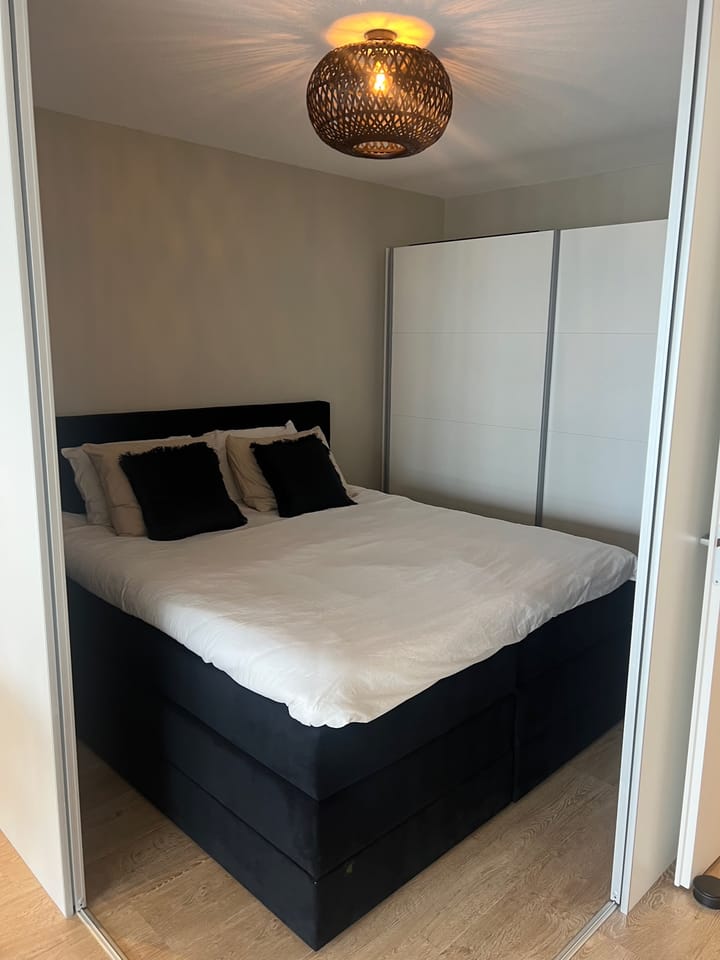 Appartement te huur: Raadhuisplein 94, Hoofddorp