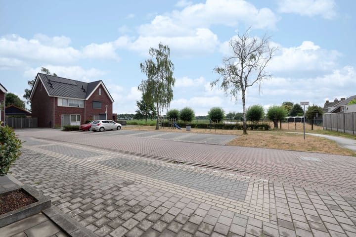 Hoekwoning te koop: A M de Jongstraat 60, Zegge