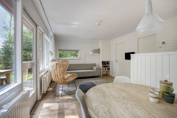 Vrijstaande woning te koop: Duerswâldmer Wei 11-13, Bakkeveen