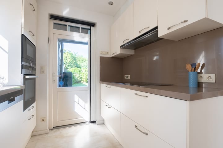 Twee-onder-één-kap te koop: Pastoor Woltersstraat 9, Putte