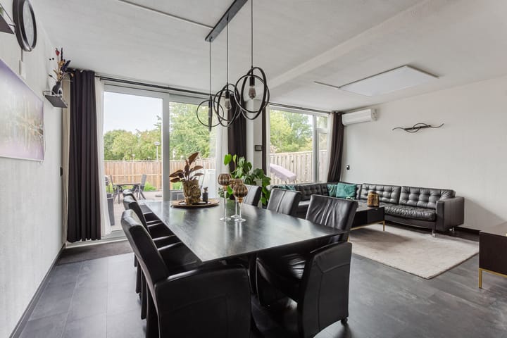 Tussenwoning te koop: Kreek 124, Lelystad