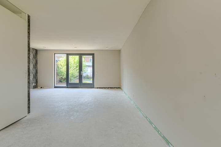 Hoekwoning te koop: Ruys de Beerenbrouckplein 122, Oosterhout (Nb)