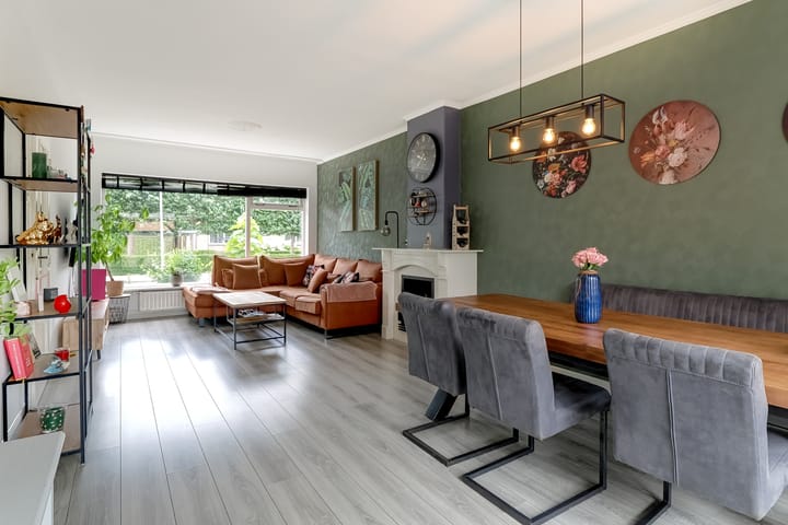 Tussenwoning te koop: Beukenlaan 43, Middenmeer