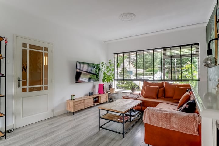 Tussenwoning te koop: Beukenlaan 43, Middenmeer