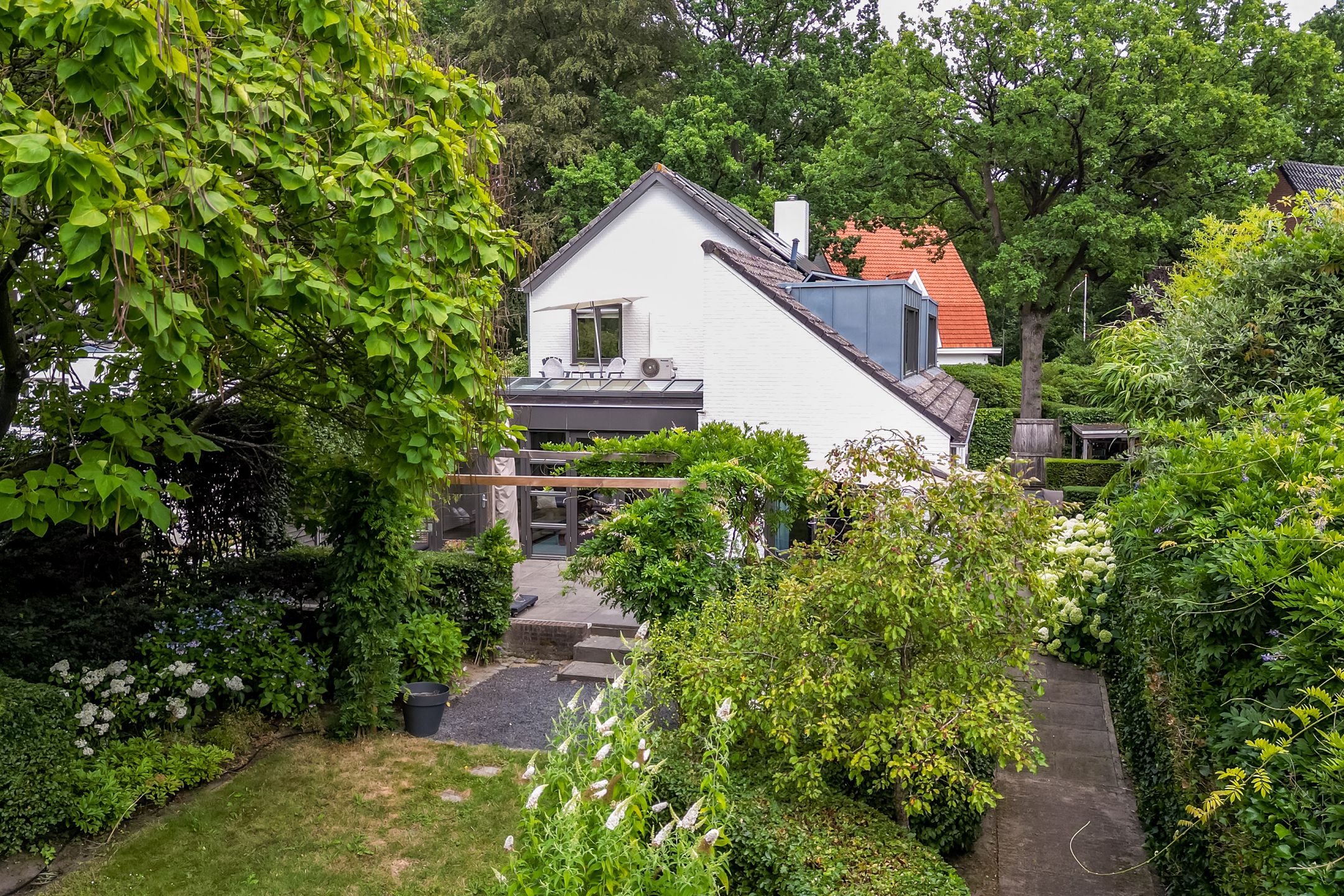 Photo 63 of Montenslaan 26