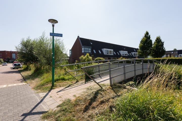 Hoekwoning te koop: Zandoogje 16, Sneek