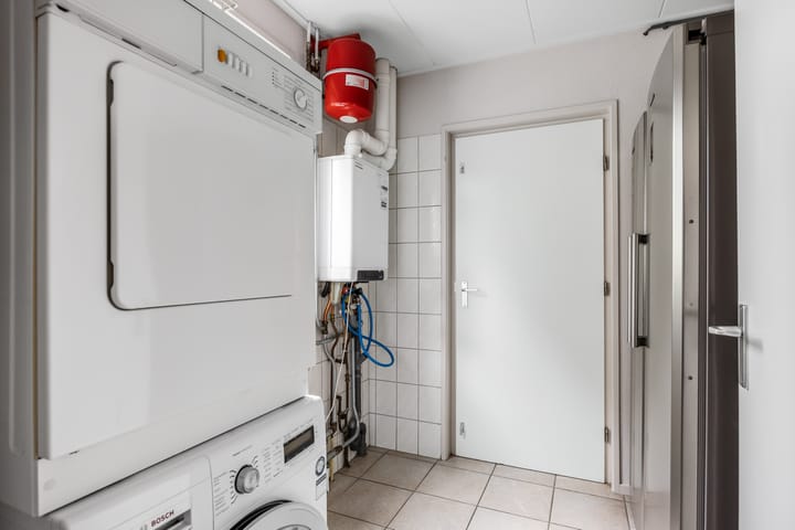Vrijstaande woning te koop: Skerwâld 9, Oosthem