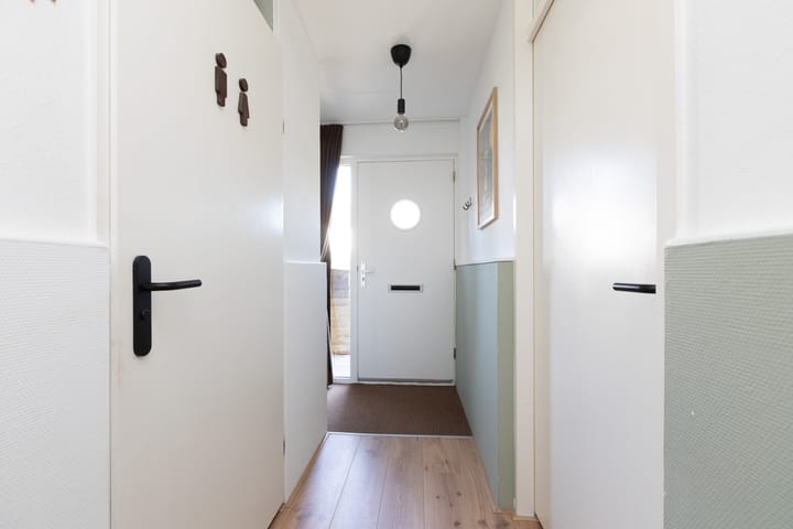 Hoekwoning te koop: Zandoogje 16, Sneek