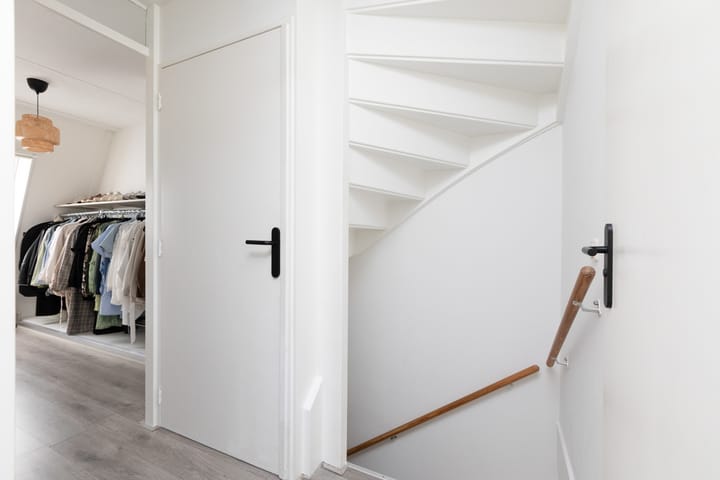 Hoekwoning te koop: Zandoogje 16, Sneek