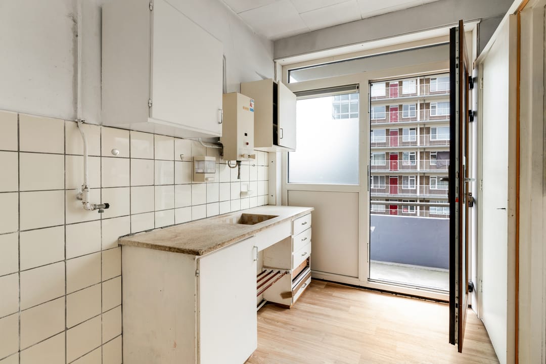 Photo 7 of Hellevoetstraat 75
