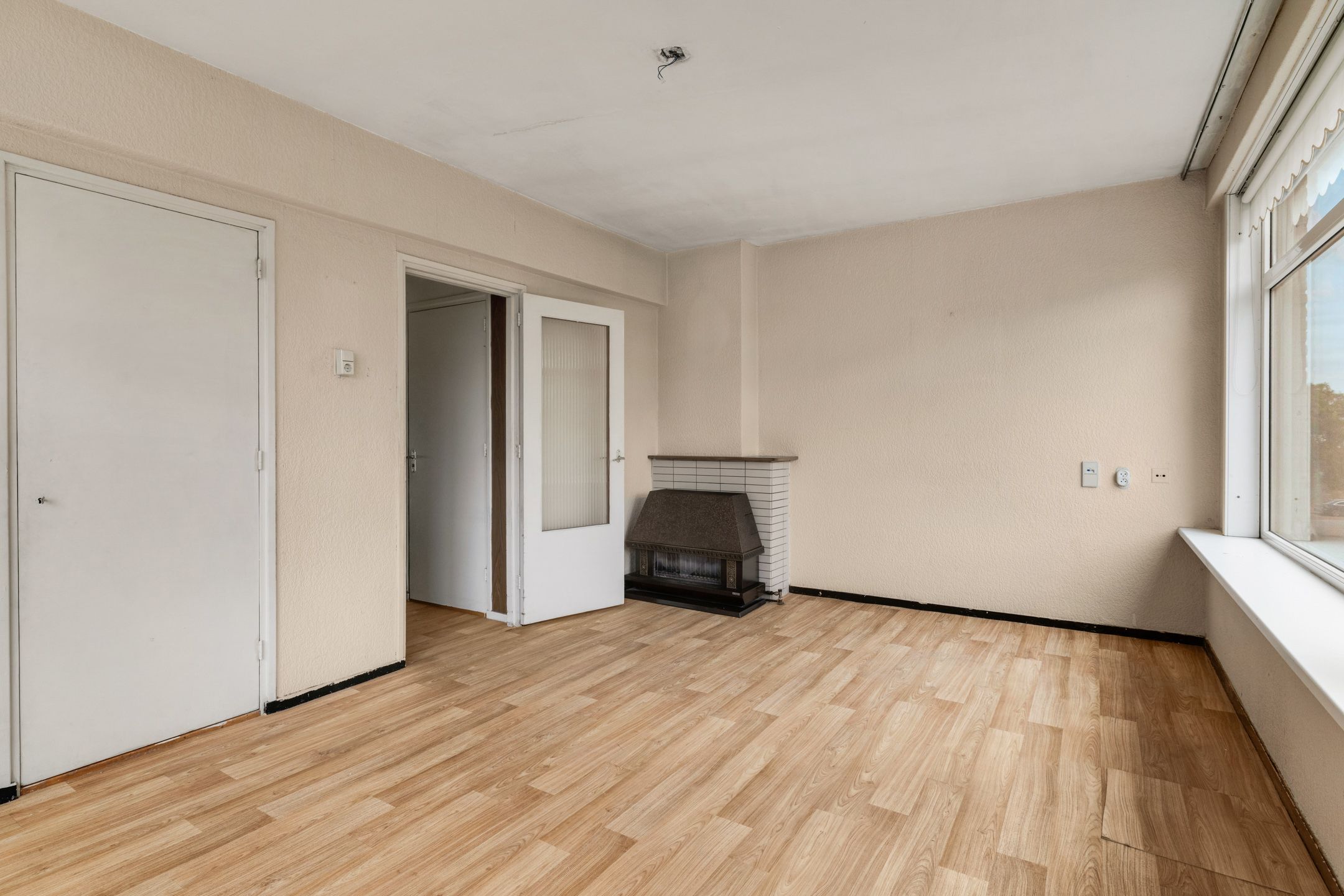 Photo 6 of Hellevoetstraat 75