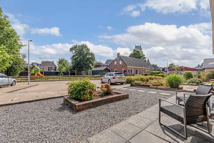 Hoekwoning te koop: Vikarijbuorren 47, Minnertsga