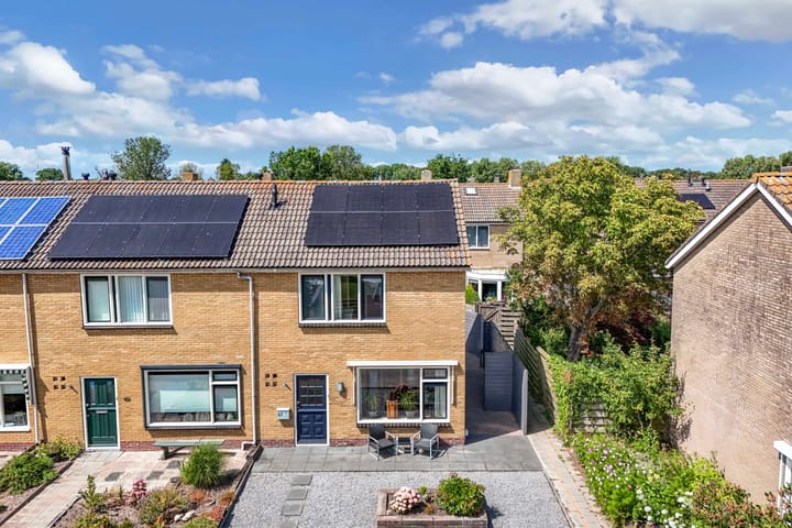 Hoekwoning te koop: Vikarijbuorren 47, Minnertsga