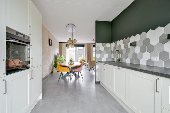 Tussenwoning te koop: Wijting 12, Schagen