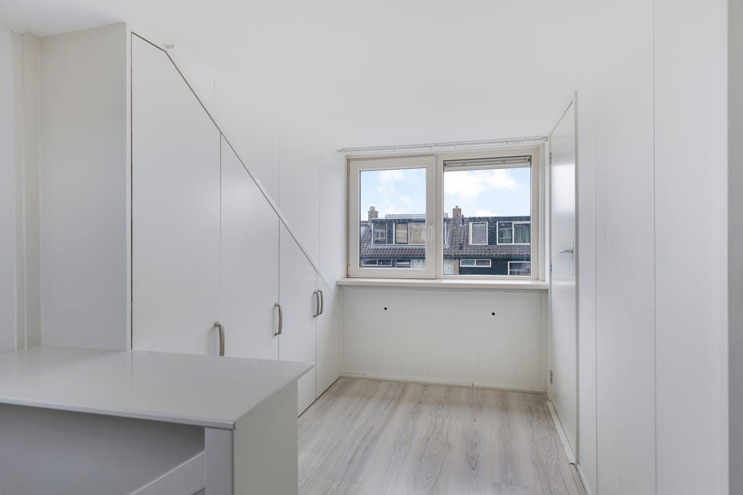 Photo 32 of Troelstrastraat 74