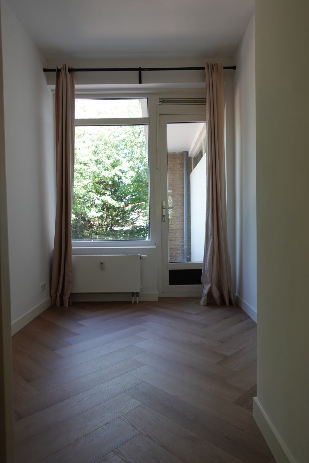 Photo 12 of De Lairesselaan 10