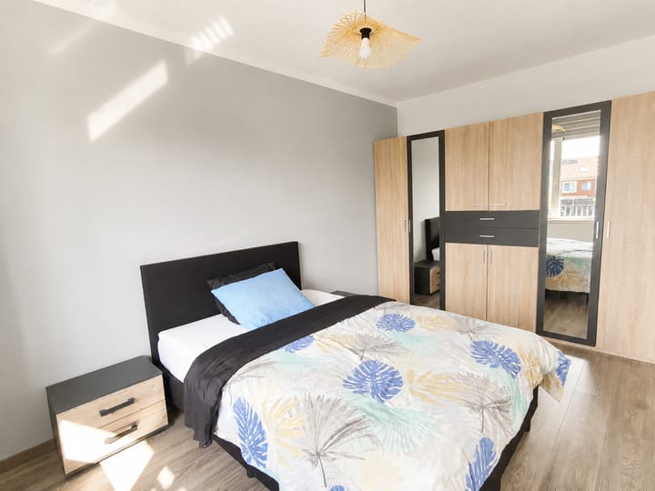 Appartement te huur: Van Lijnden van Hemmenstraat 149, Hoofddorp