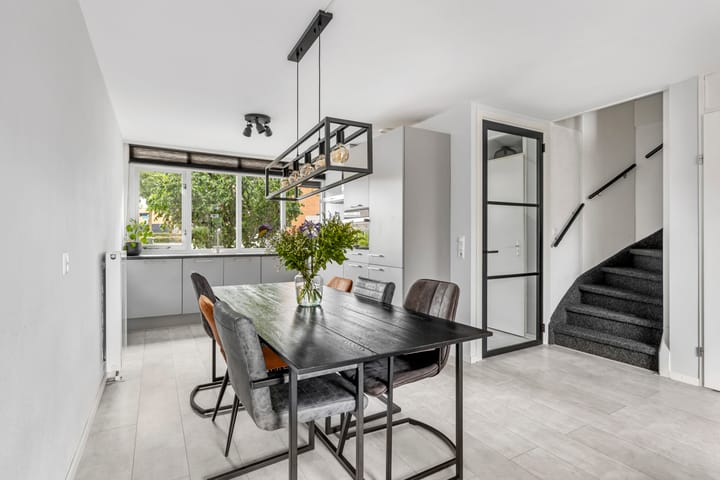 Tussenwoning te koop: Heelkruid 4, Amersfoort