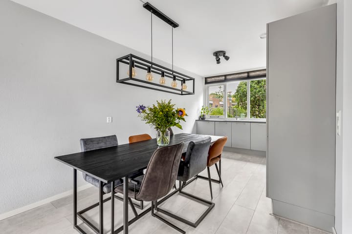 Tussenwoning te koop: Heelkruid 4, Amersfoort
