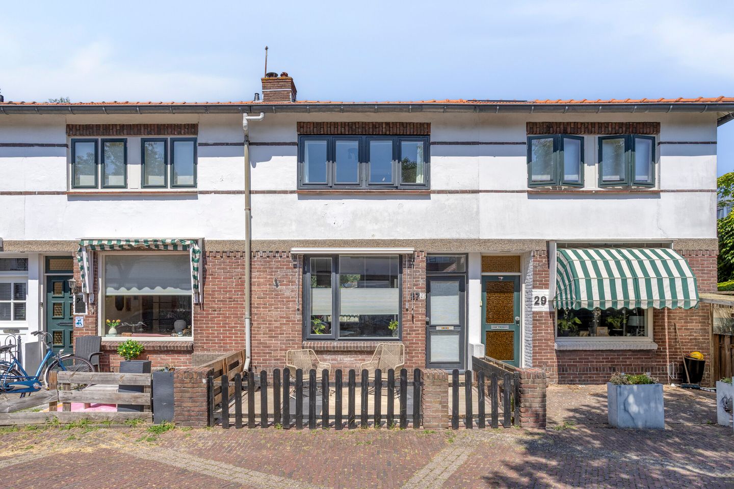 Photo 1 of Leliestraat 27