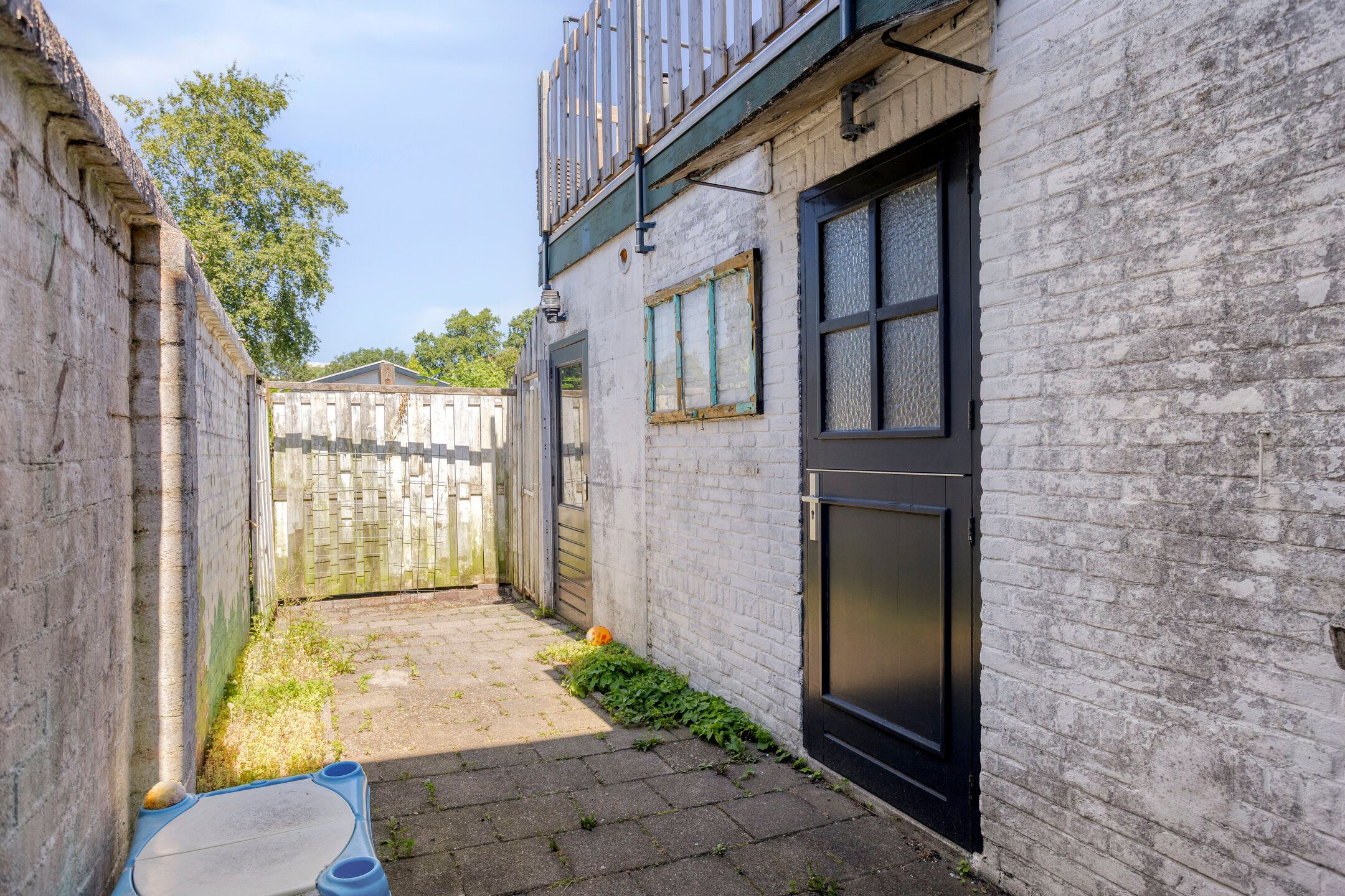 Photo 24 of Leliestraat 27