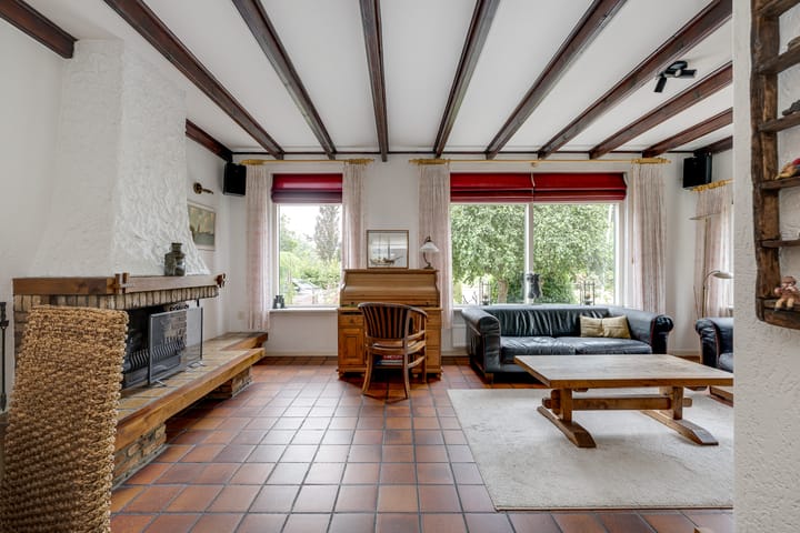 Twee-onder-één-kap te koop: Herenweg 78, Rijnsaterwoude