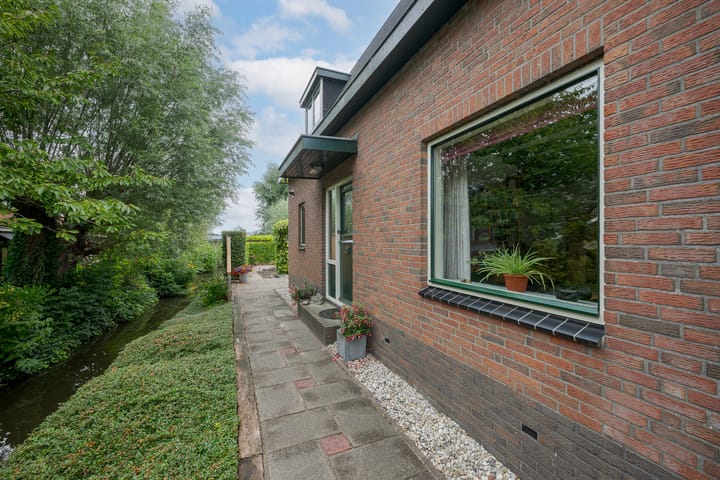 Twee-onder-één-kap te koop: Herenweg 78, Rijnsaterwoude