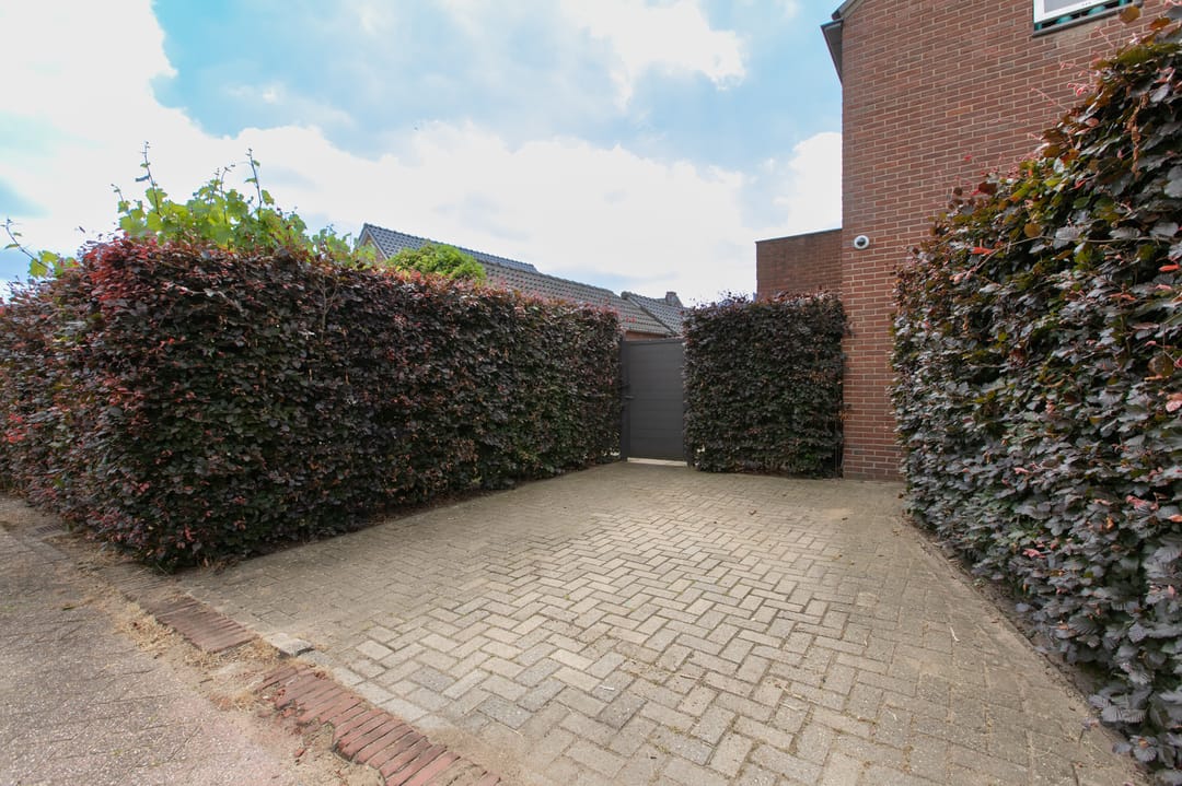 Photo 2 of Sint Martinusstraat 13