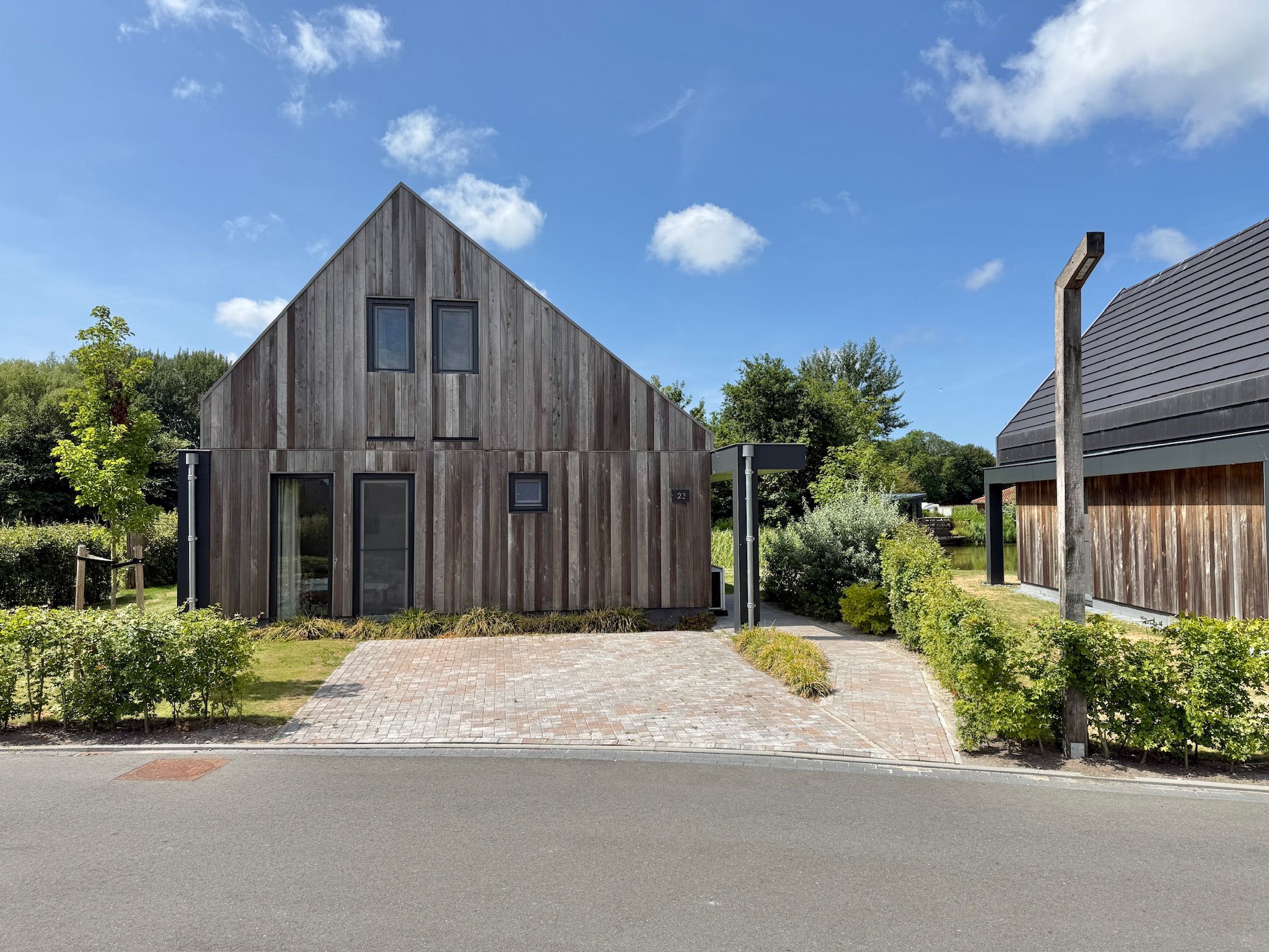 3-bedroom freehold villa in Witmarsum — photo 3 of 5