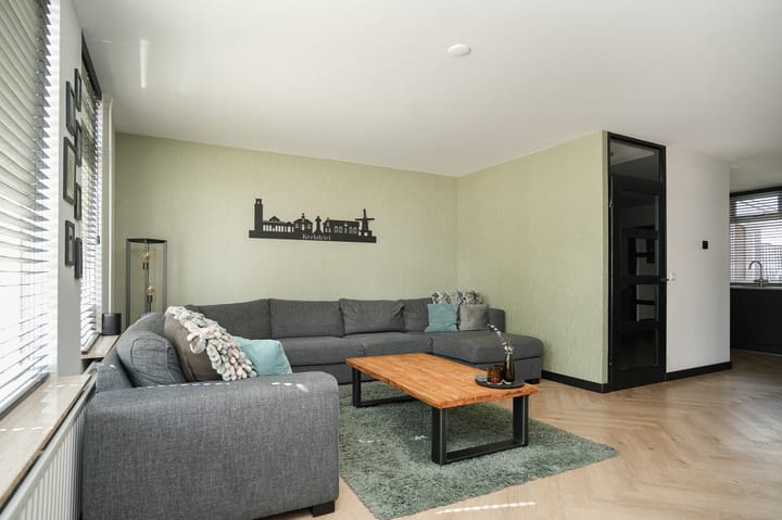 Tussenwoning te koop: Ipperakkeren 24, Kerkdriel