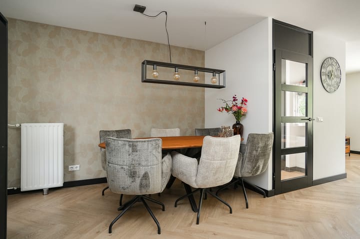 Tussenwoning te koop: Ipperakkeren 24, Kerkdriel