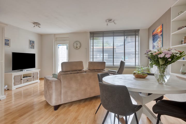 Hoekwoning te koop: Waterbeemd 61, Oosterhout (Nb)