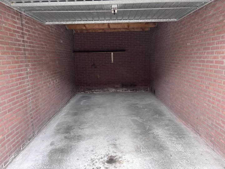 Photo 2 of Tholensstraat 46 G1