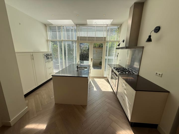 Appartement te huur: Laan van Meerdervoort 364, 'S-Gravenhage