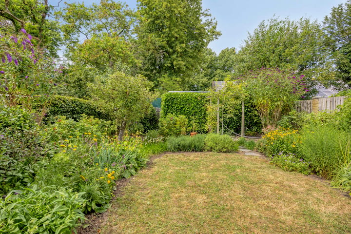 Tussenwoning te koop: Ooststeeg 119, Wageningen