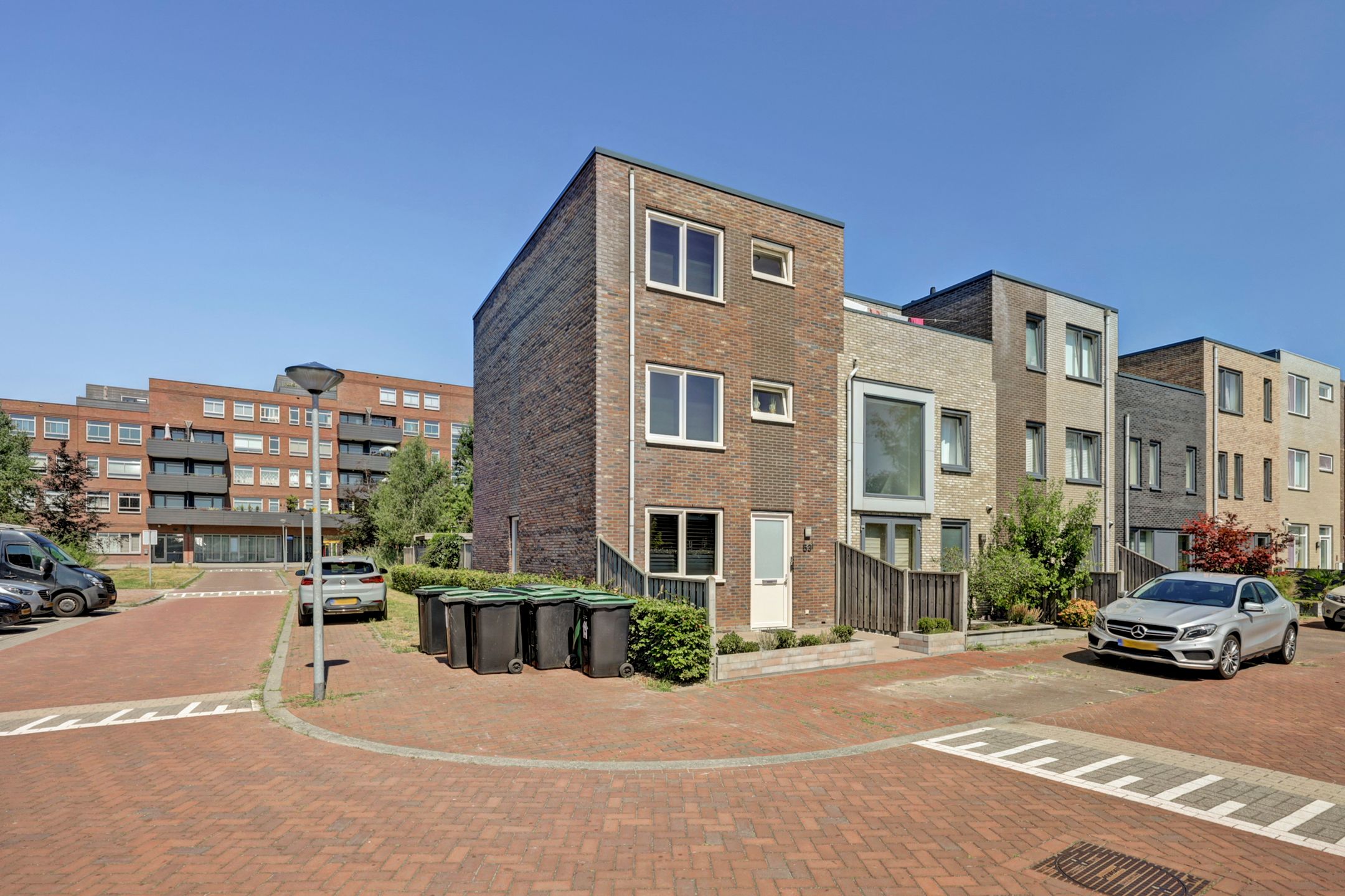Photo 36 of Douwe Dabbertstraat 53
