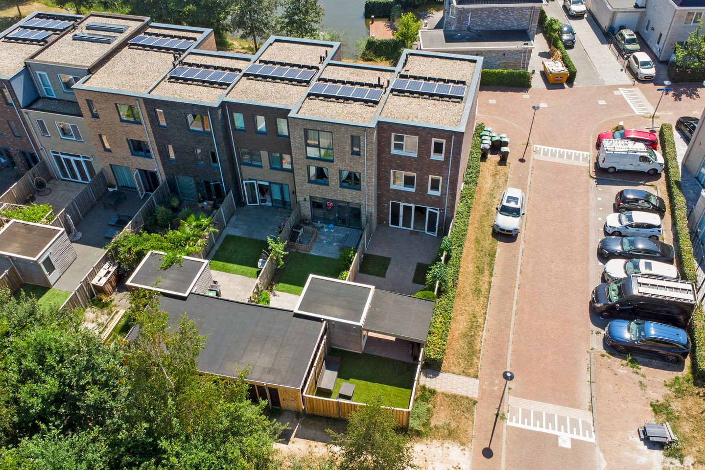 Photo 40 of Douwe Dabbertstraat 53