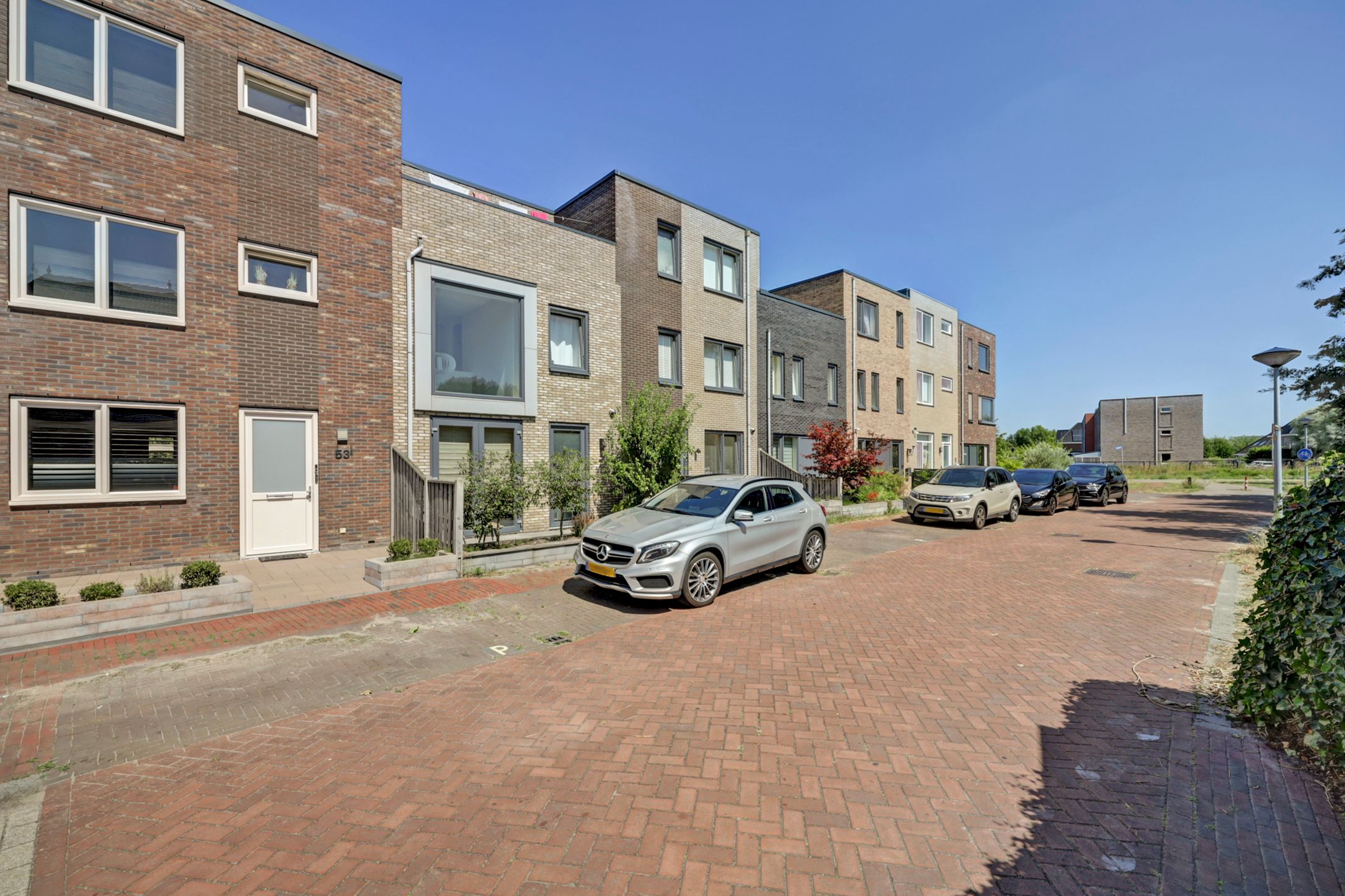 Photo 39 of Douwe Dabbertstraat 53
