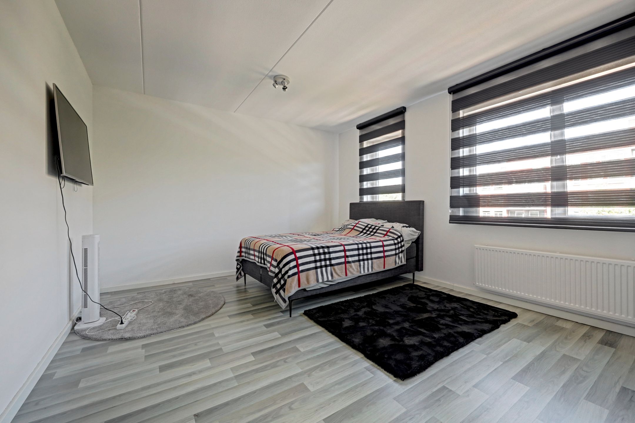 Photo 24 of Douwe Dabbertstraat 53