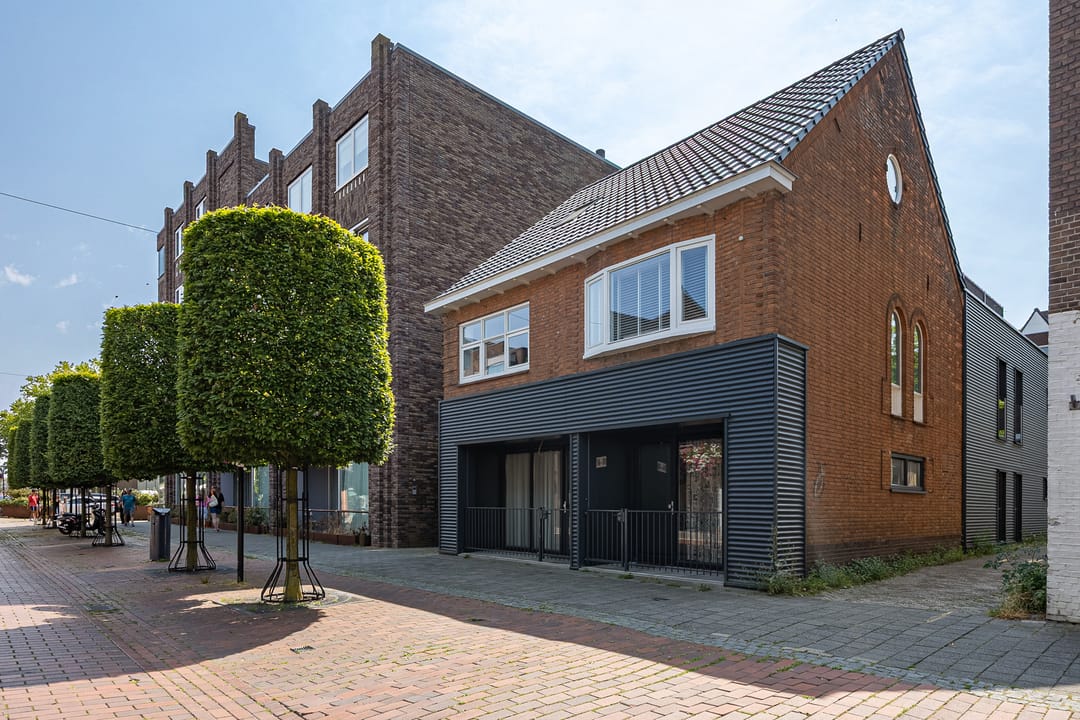 Foto 1 van van Echtenstraat 16-12