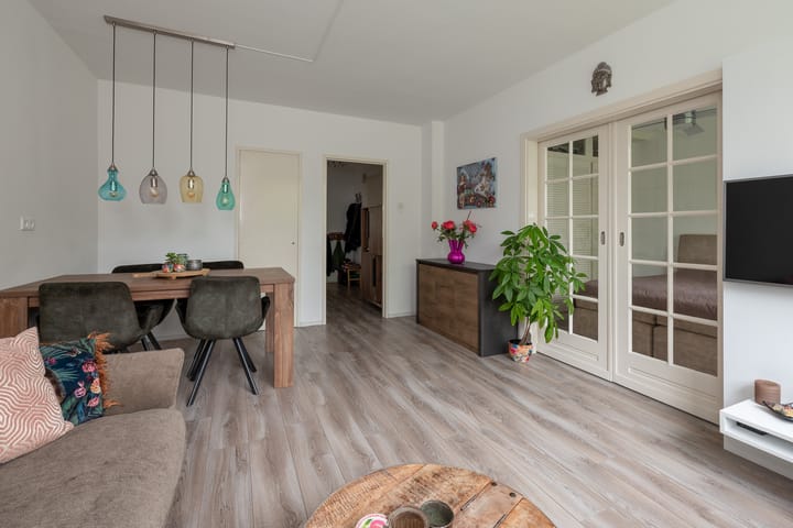 Appartement te koop: Wolvenlaan 7, Hilversum