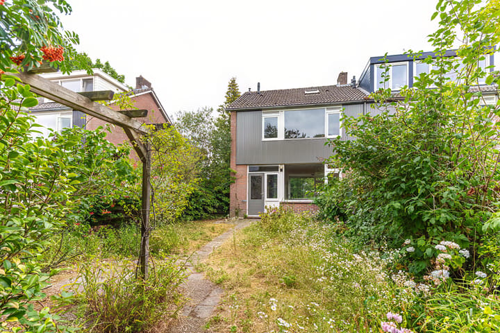 Hoekwoning te koop: Esdoornlaan 18, Maarn