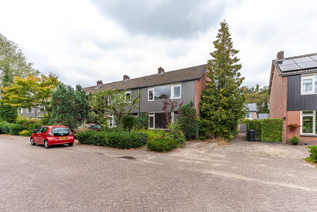 Foto 1 van Esdoornlaan 18