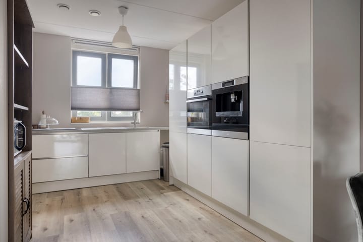Tussenwoning te koop: Johan Roebersstraat 6, Deventer