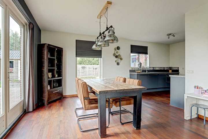 Vrijstaande woning te koop: Grimspôle 9, Molkwerum