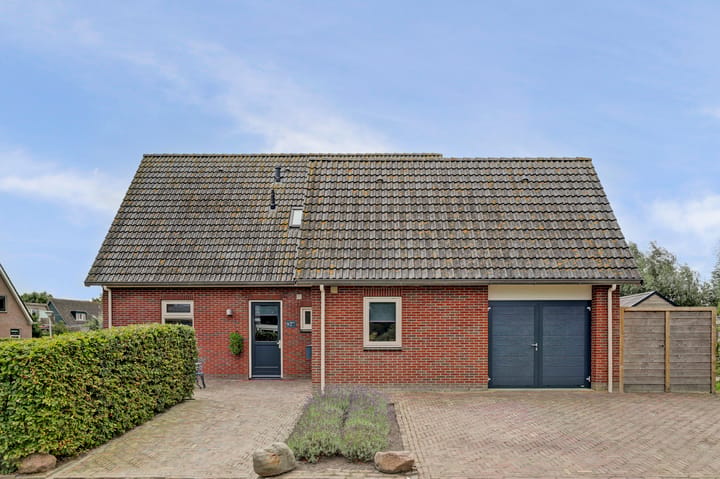 Vrijstaande woning te koop: Grimspôle 9, Molkwerum