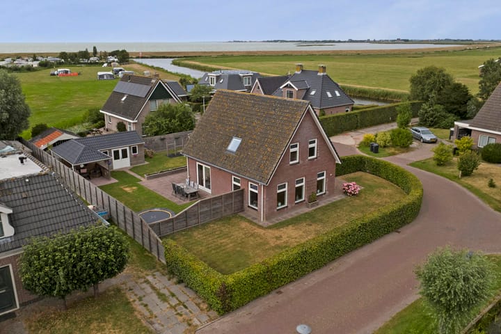 Vrijstaande woning te koop: Grimspôle 9, Molkwerum