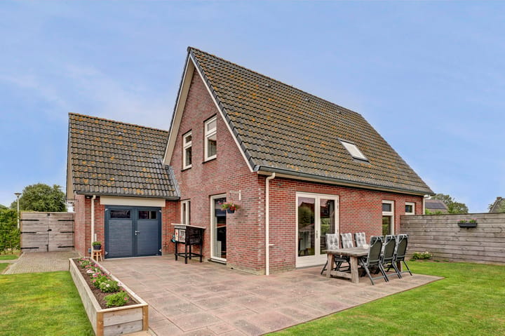 Vrijstaande woning te koop: Grimspôle 9, Molkwerum
