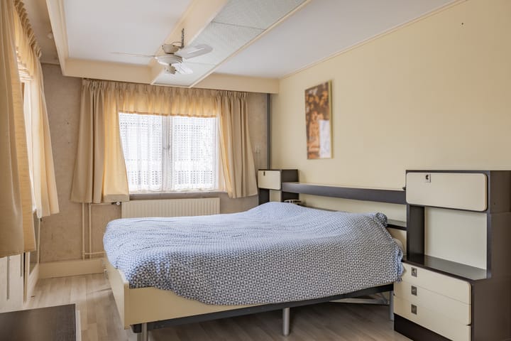 Twee-onder-één-kap te koop: Dorpsstraat 87, Nieuwe Niedorp