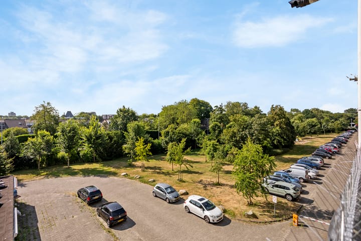 Appartement te koop: Burgemeester Keijzerlaan 7, Leidschendam
